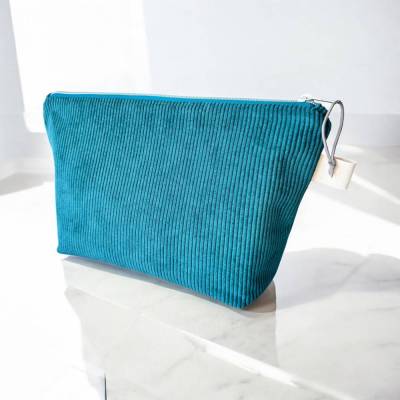 Kulturbeutel aus Cord in Petrol - praktisch auch als Windeltasche oder Wetbag - in zwei Größen