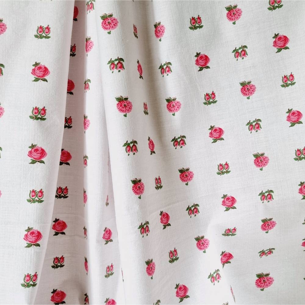 Vintage Trachtenstoff, Bauernstoff, weiß mit rosa-roten Rosen u