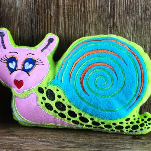 Stickdatei ITH Schnecke MATILDA für 20×30cm, Maschinenstickerei, ITH Stickmuster mit Tiermotiv