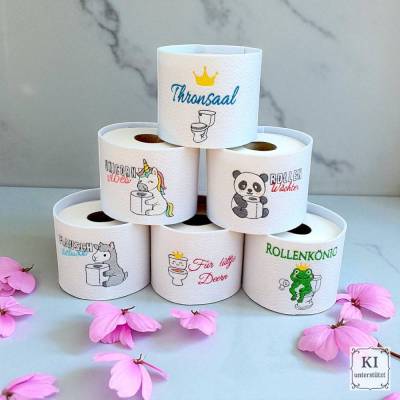 Stickdatei Set: Lustige Texte & Motive für Klorollen-Banderolen – ab 10x10 cm, 23 Motive, 43 Dateien, inkl. Anleitung – Kein ITH