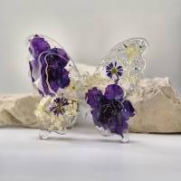 Schmetterling mit Blüten lila-weiß/ LED Lichtsockel Bild 1