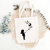 Mädchen mit Schmetterling Bundle PNG SVG Datei - Download Plotterdatei - Plotter File - Kleines Mädchen von Schmetterlin Bild 2