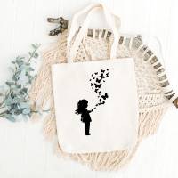 Mädchen mit Schmetterling Bundle PNG SVG Datei - Download Plotterdatei - Plotter File - Kleines Mädchen von Schmetterlin Bild 3