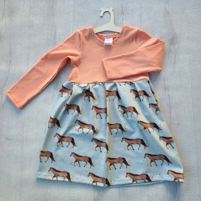 Langärmliges Kinderkleid `Pferdeliebe` wunderbar bequem aus Baumwolljersey handgefertigt