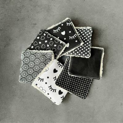 Wiederverwendbare Abschminkpads Black & White – 7 Motive im Set – handgemacht aus Baumwolle