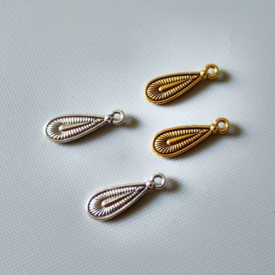 4 Anhänger in Tropfenform Charms Silber oder Antikgold zur Auswahl