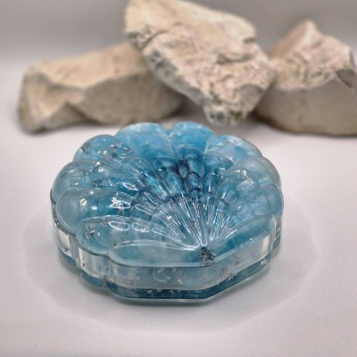 Große Muscheldose blau