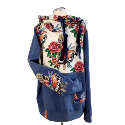 Auffälliger Damen - Hoodie im Tattoo-Style mit vielen Details, Gr. 38 / M, 95% Baumwolle, 5% Elasthan