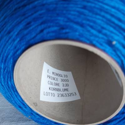 aus Italien:  Hand- und Maschinen-Strickgarn Nm 3, Merino extrafein, 