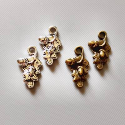 4/10 Stück Eichel und Eichenblatt Anhänger Charms 2 Farben zur Auswahl