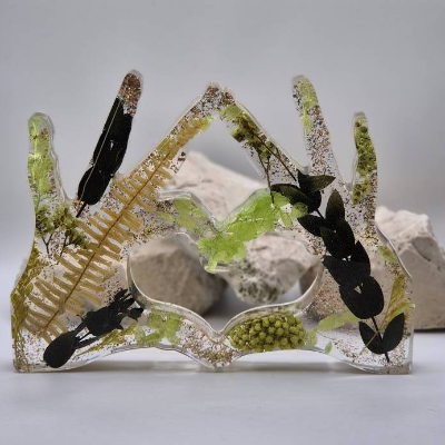 Großes Handherz mit Blüten B-Ware