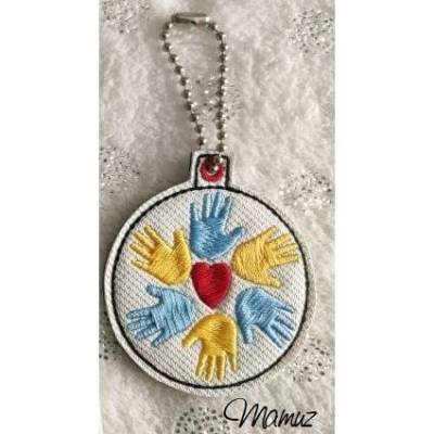 * ITH Schlüsselanhänger Hände * Hände m Herz 10 x 10 cm, zum Welt-Down-Syndrom-Tag