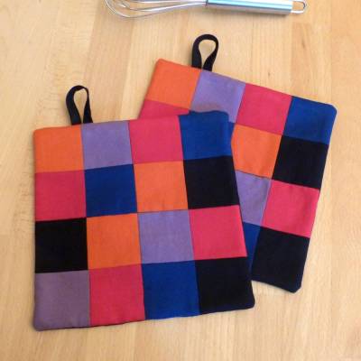 Upcycling: 2er Set Topflappen aus Biobaumwolle Patchwork bunt, Handarbeit