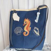 Maritimes Sommerspecial: 10 Stickdateien für 10x10cm – Seepferdchen, Anker & mehr Bild 9