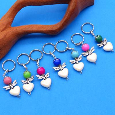 Engel mit Herz, weiß bunt silber, Perlenengel, 5 cm, Schutzengel, Karabiner, Weihnachten, Geschenkanhänger