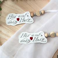 Stickdatei ITH Anhänger Hör auf dein Herz Bild 4