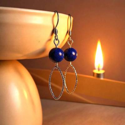 Edelstahl Ohrringe mit Lapislazuli Perlen – lange elegante Ohrhänger für Damen, modernes Design