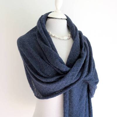 Gestrickter Kaschmir Damenschal in Blau oder Rot oder Grün, handgefertigtes Tuch aus reiner Naturfaser, Schultertuch