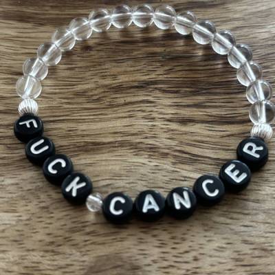 Statement-Armband „Fuck Cancer“ aus Bergkristall und 925er-Silber – Handgefertigter Mutmacher