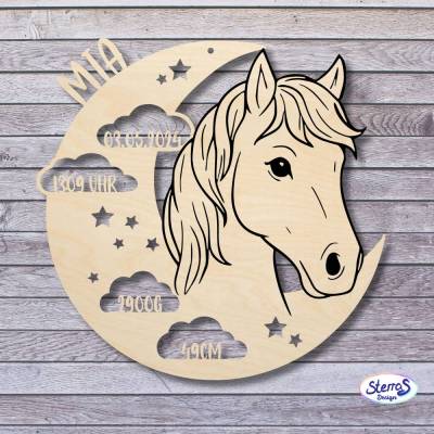 Laserdatei Geburtsmond Pferdekopf – personalisierbares Holzschild mit Sternen und Wolken für Name & Geburtsdaten