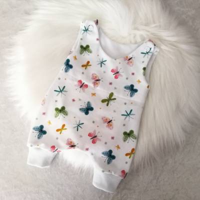 Frühchen Strampler Gr 34 bis 36 - Handgemacht aus Jersey für Reborn Babys – bunte Schmetterlinge