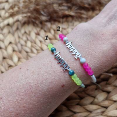 Makrameearmband Happy – Neonfarbenes Glasperlen-Armband, verstellbar, Edelstahl-Verbinder
