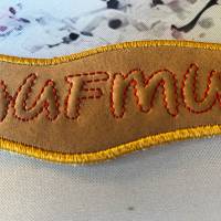 Stickdatei 3D-Anhänger SAUFMUDDI, Maschinenstickerei, Stickmuster mit Trapunto-Effekt, 3D-Stick, Lesezeichen Bild 5