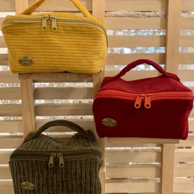 Kosmetikbeutel Magic Pouch aus Cord, faltbar, Kukturbeutel, Cordtasche, Make up-Tasche, Stifte-Tasche, 3 Farben