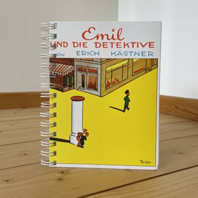 Kultiges Retro‑Notizbuch aus Original‑Kinderbuch Emil und die Detektive Einzigartiges & Nachhaltiges Geschenk für Leser