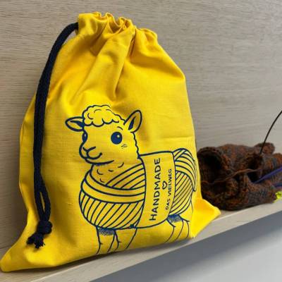 Projektbeutel gelb mit Schaf für Stricksachen