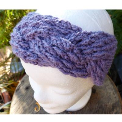 Häkelanleitung für ein verzopftes Stirnband in allen Größen