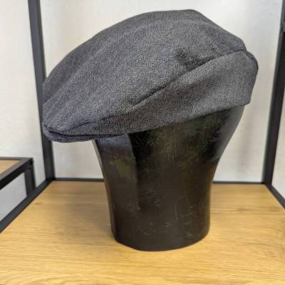 Edle Schiebermütze aus Merinowolle