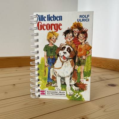 Notizbuch „Alle lieben George“ aus altem Kinderbuch