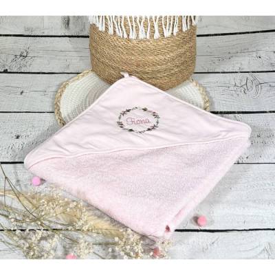 Kapuzenbadetuch XXL personalisiert 100 x 100 cm Blumenkranz Handtuch Geschenk zur Geburt Taufe Geburtstag Badetuch Kapuz