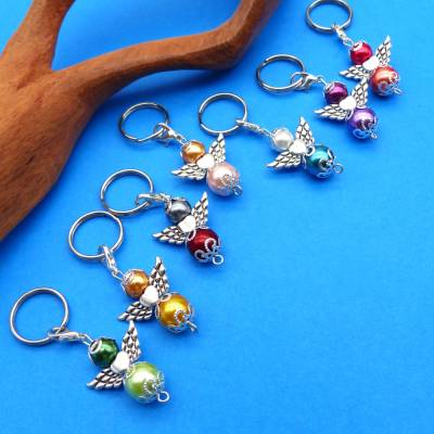 Engel, bunt silber, Perlenengel, 4 cm, Schutzengel, Flügel mit Herz, Karabiner, Weihnachten, Geschenkanhänger