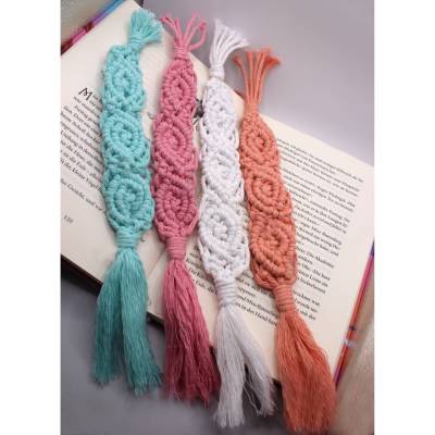 Makramee Lesezeichen handgeknüpft, Länge ca. 18 cm, viele Farben - Geschenkidee für Bücherfreunde