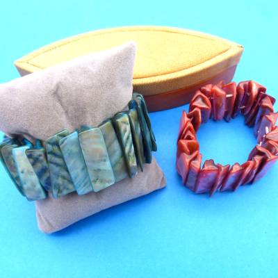 elastisches Armband, Perlmuttarmband, 3 x 17 cm, türkis oder rot, Muschelarmband, Sommerlook