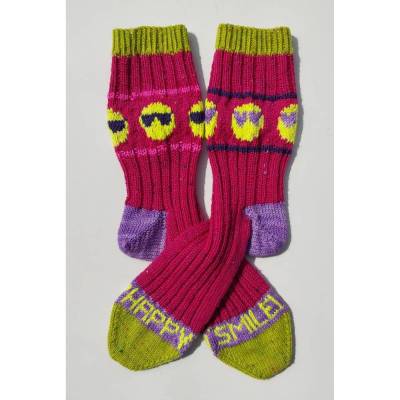 Emoji Socken stricken – Strickanleitung für fröhliche Colorwork-Socken