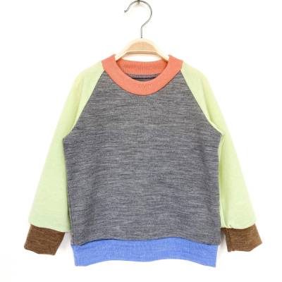 Upcycling Wollpullover Größe 92 in grau und hellgrün mit bunten Bündchen aus 100% Merinowolle