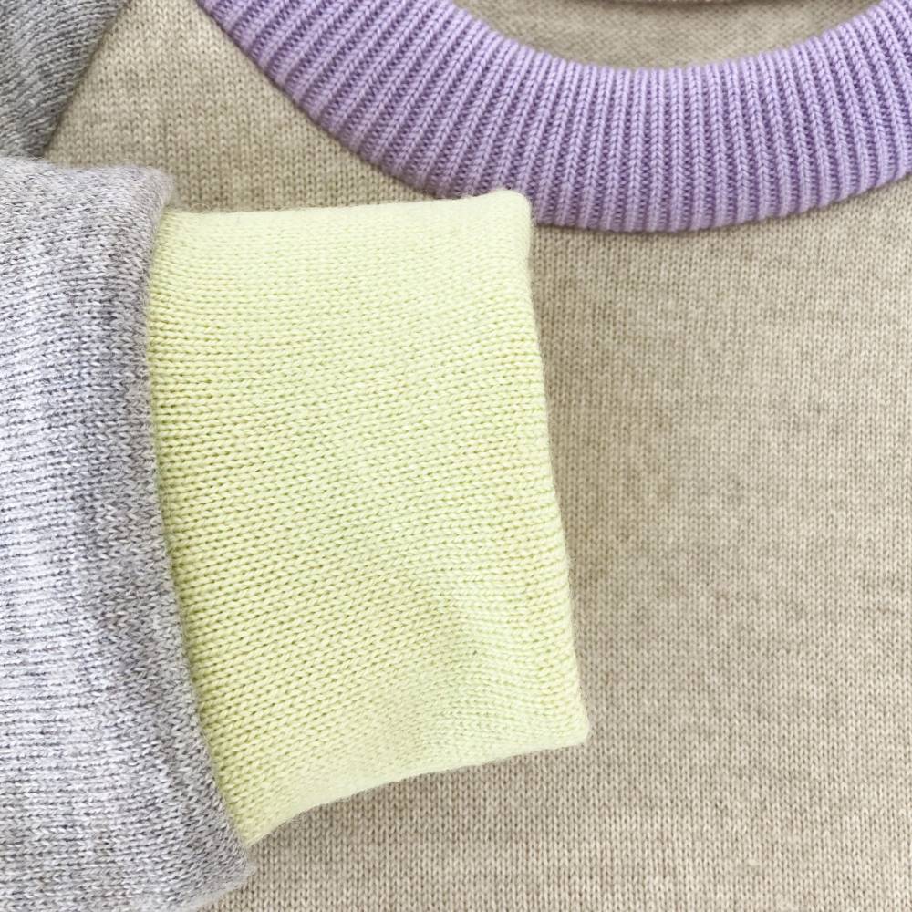 Wollpullover Größe 104/110 in beige und grau mit pastellfarbenen