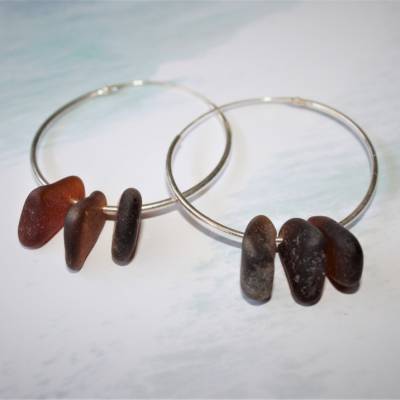 925 Silber Creolen mit echtem Meerglas – Bernsteinfarbige Sea Glass Ohrringe, ca. 35 mm