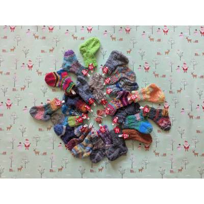 Adventskalender mit Söckchen zum Befüllen