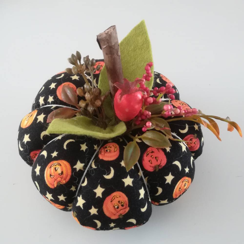 Süße genähte Stoffkürbisse, die richtig dekorativ wirken!