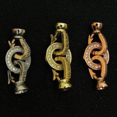 jeweils 1 Ex. Klick-Verschluss in gold-, silberfarben und rose für rundes Band mit eingefügten winzigen Zirkonia 