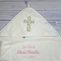 Taufhandtuch mit floralem Kreuz und Namen bestickt I personalisiertes Handtuch zur Taufe I weißes Kapuzenhandtuch 1x1 m