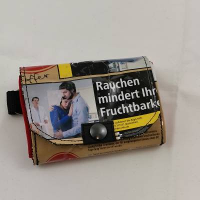 Upcycling Little Purse Smoke