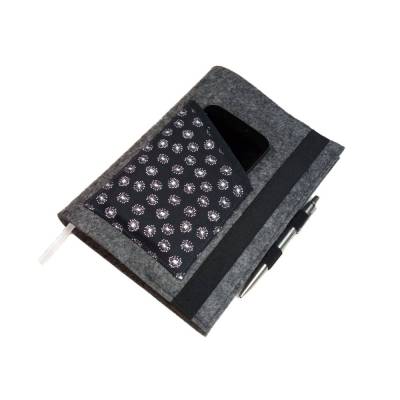 Kalenderhülle Din A5 oder Maßanfertigung bis 23x17x4,5cm | Merino Wollfilz | optionales Vorderfach und Stifthalter