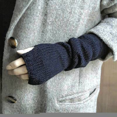 Armstulpen, Wolle, lang, nachtblau, gestrickt, fingerlose  Handschuhe, Pulswärmer, mit Daumenloch