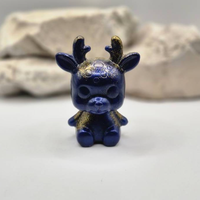 Kleine Hirsch Figur dunkel Blau