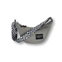 trendige Moonbag aus grauen Canvas (€49.90)